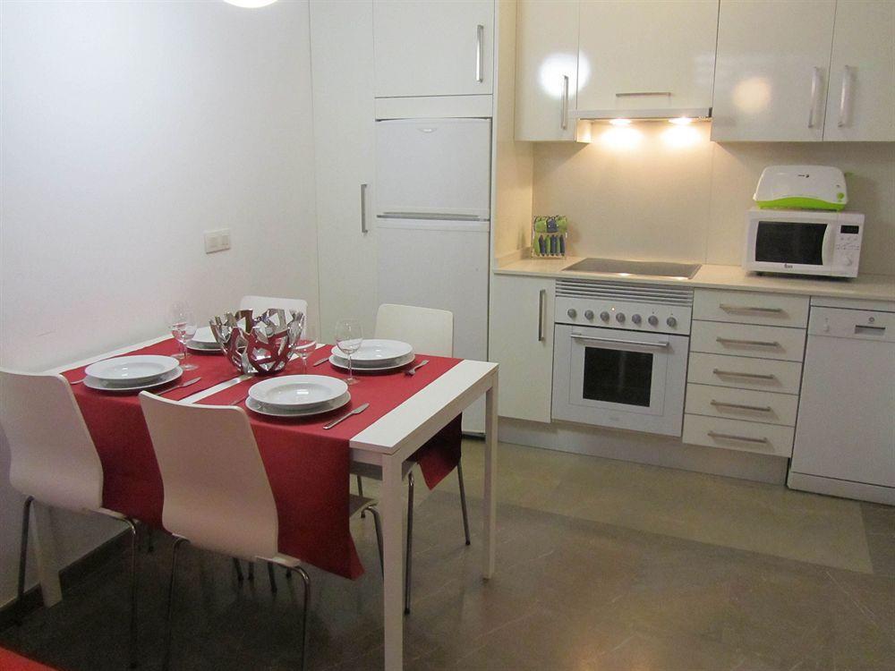 Apartamentos Living Valencia-Vitoria Esterno foto