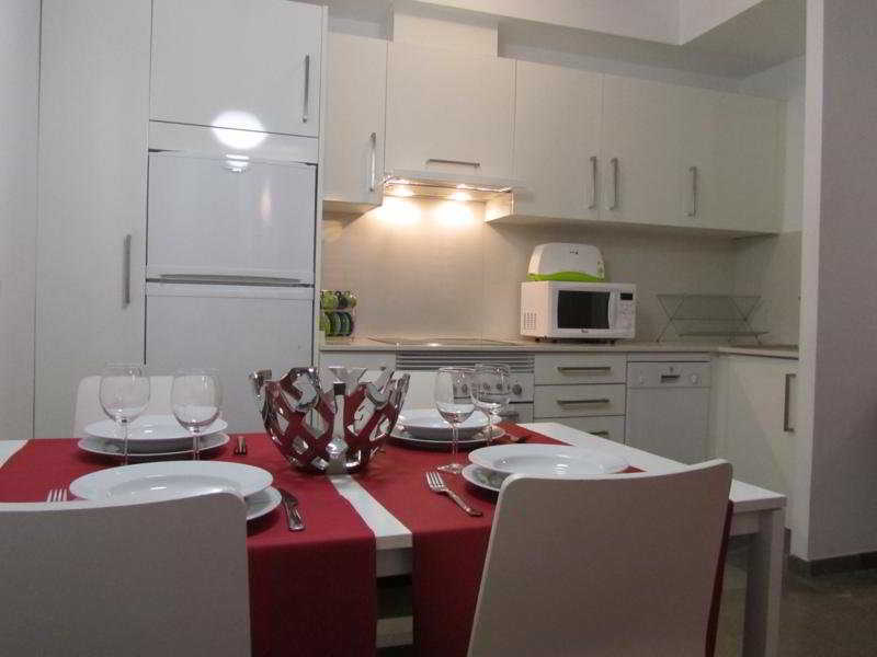 Apartamentos Living Valencia-Vitoria Esterno foto